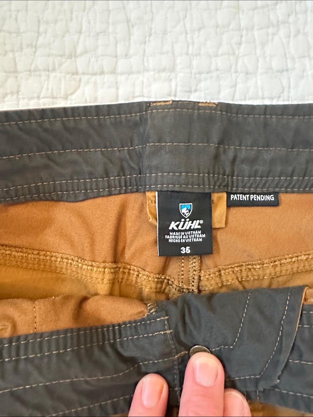 Kuhl Radikl Men's Cargo Shorts in Caramel Brown 35x9” - Picture 2 of 8